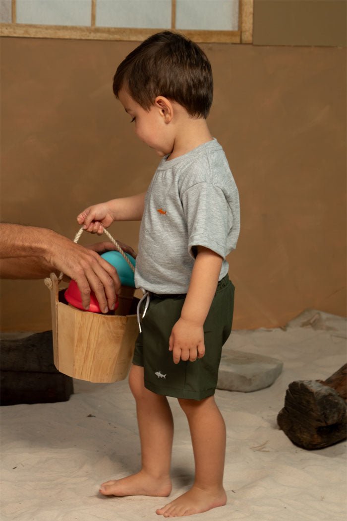 CAMISETA NIÑO GRIS