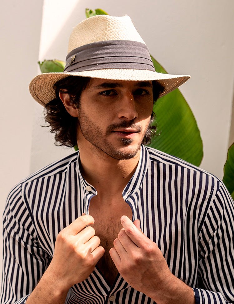 SOMBRERO CLARO CINTA ANCHA GRIS