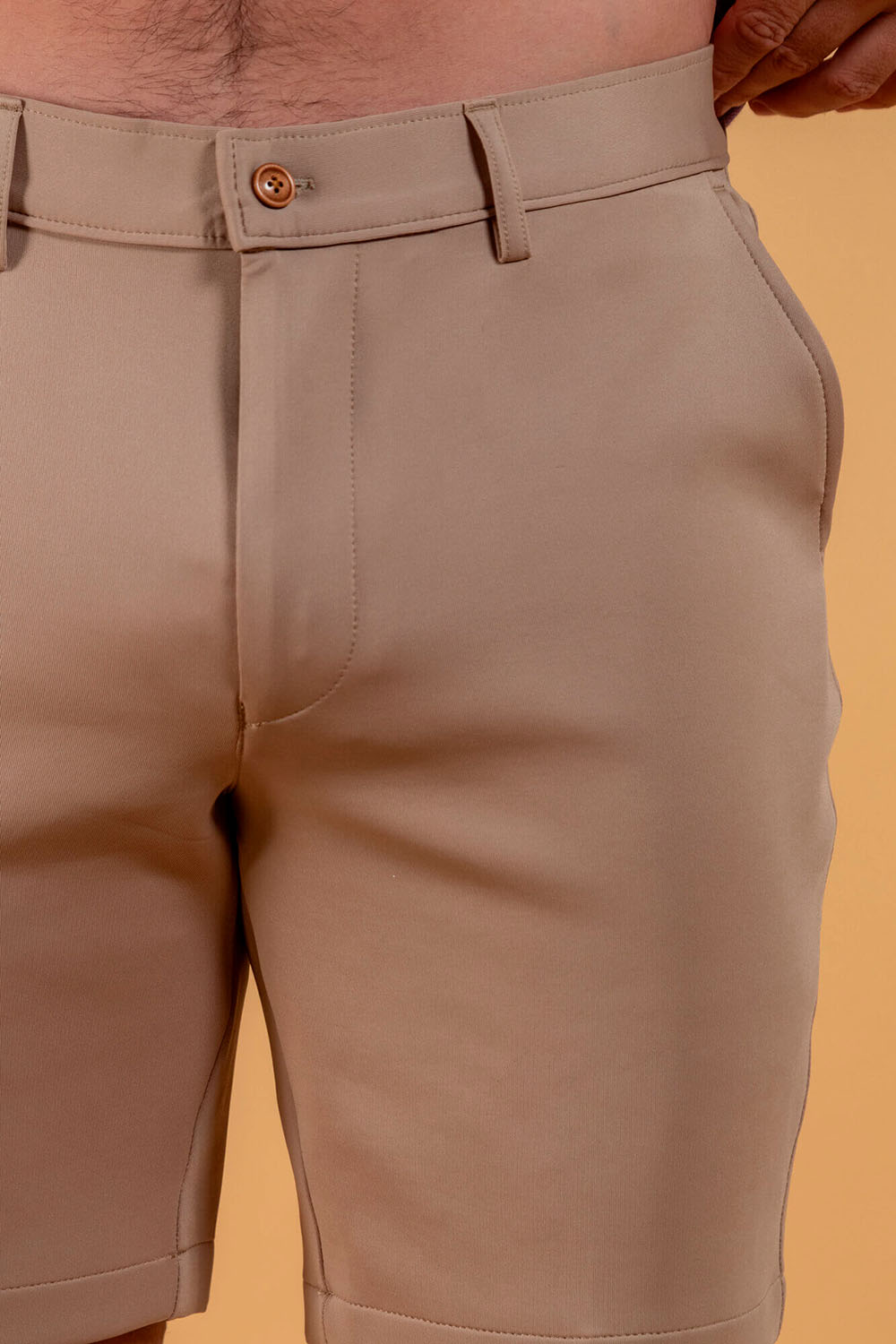Bermuda camel para hombre tejido en primer plano Salvador Beachwear