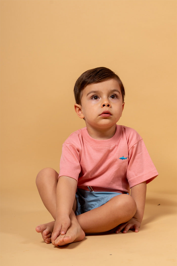 CAMISETA NIÑO ROSADO PASTEL