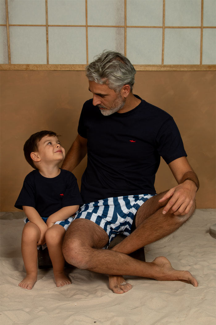 CAMISETA AZUL OSCURA